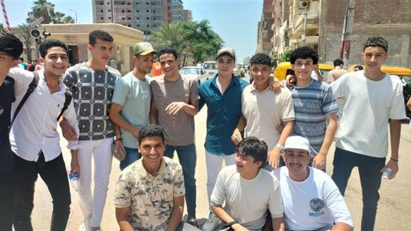 طلاب الثانوية العامة