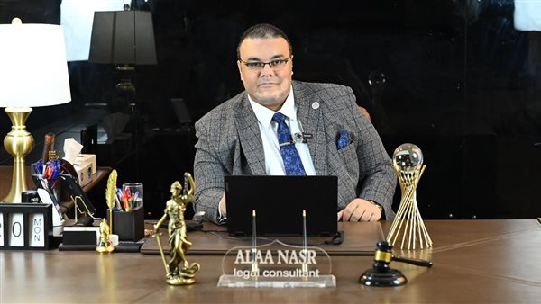 المحامي والمستشار