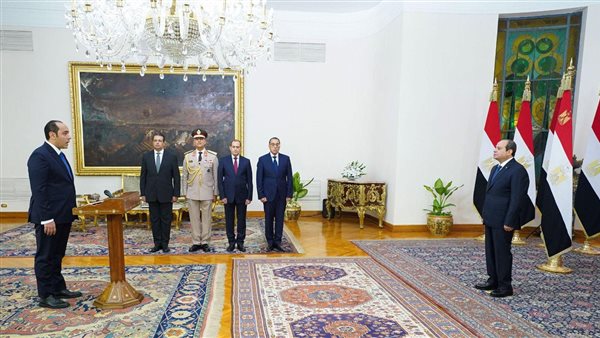 محمد موسى يؤدي اليمين