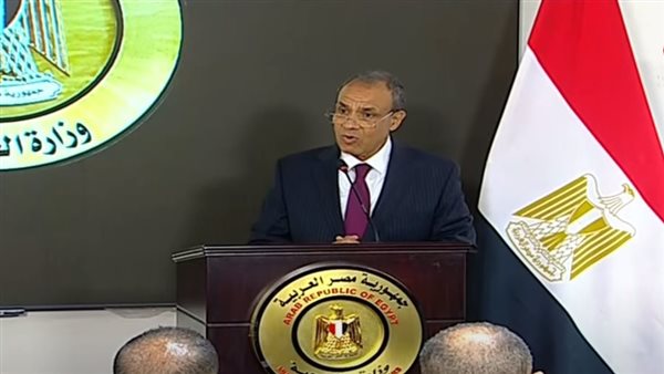 الدكتور بدر عبد العاطي