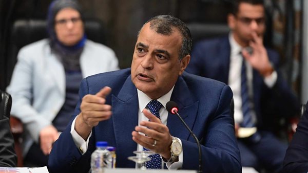 وزير الإنتاج الحربي