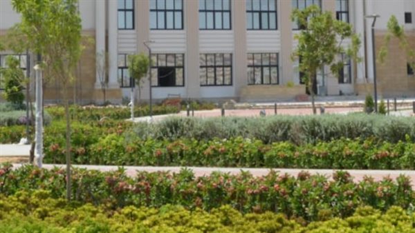 جامعة الإسماعيلية