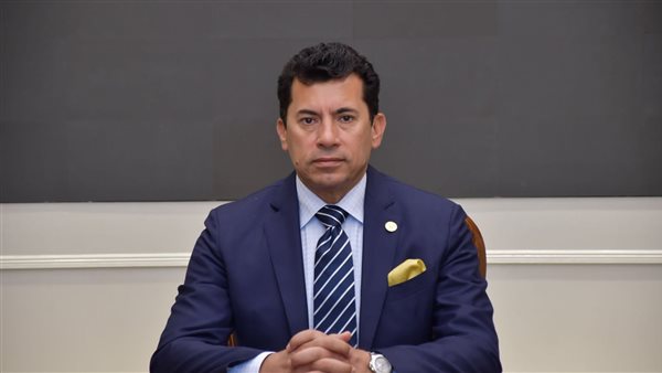 وزير الشباب والرياضة