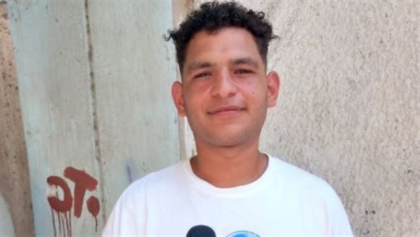 أحد طلاب الثانوية