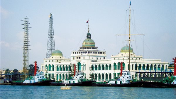 قناة السويس