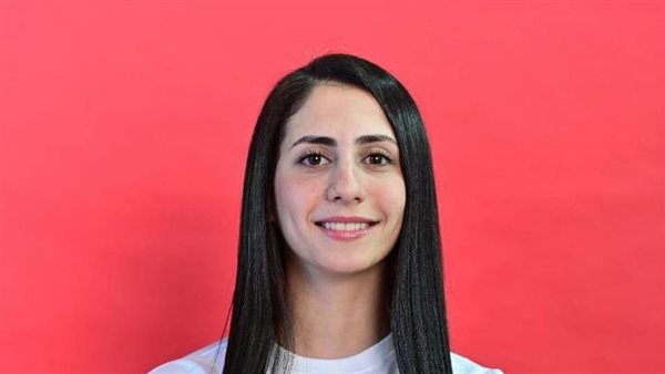 لاعبة سيدات طائرة