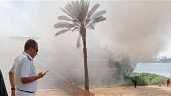 حريق مركب حلوان