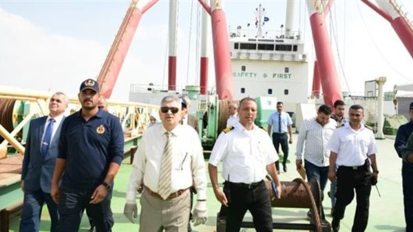 رئيس هيئة قناة السويس