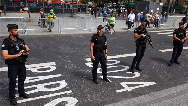 الشرطة الفرنسية تداهم