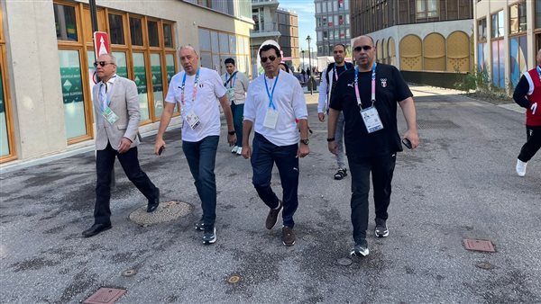 وزير الشباب والرياضة