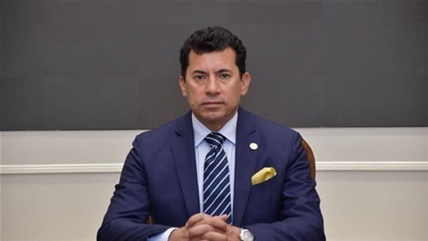 وزير الشباب والرياضة