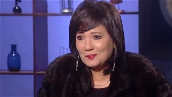 عايدة رياض تعلن إصابتها