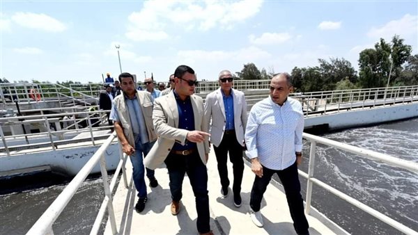 وزير الإسكان 