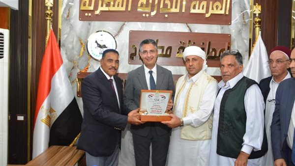 وزير التموين 