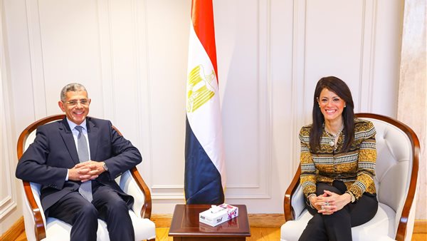 وزيرة التخطيط ورئيس