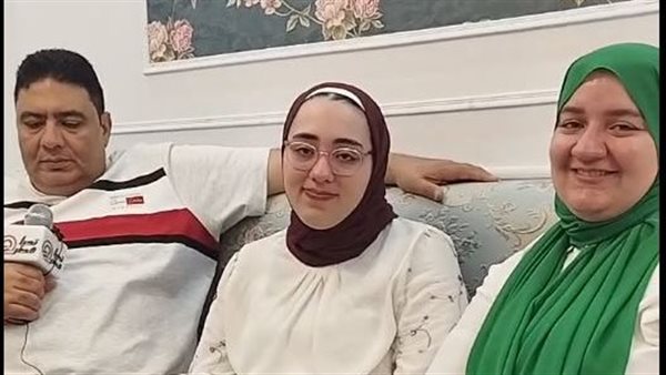 الأولى على الثانوية