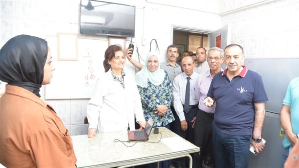 محافظ أيسوط في وحدات