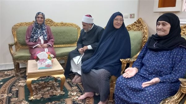 شقيقة نظير عياد