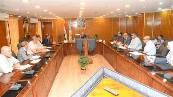 محافظ أسيوط 