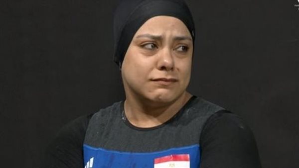 سارة سمير لاعبة رفع