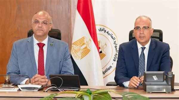 وزير الري ومحافظ