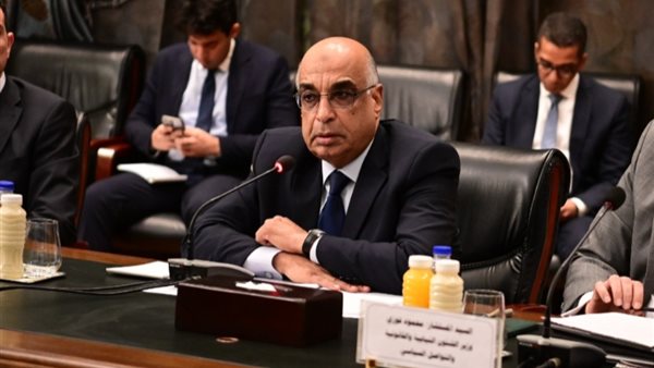  المستشار عدنان فنجري