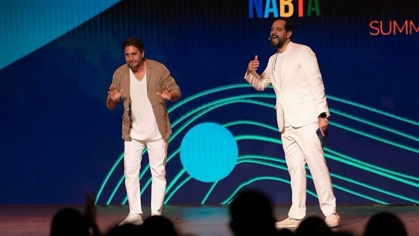 أحمد أمين - هشام