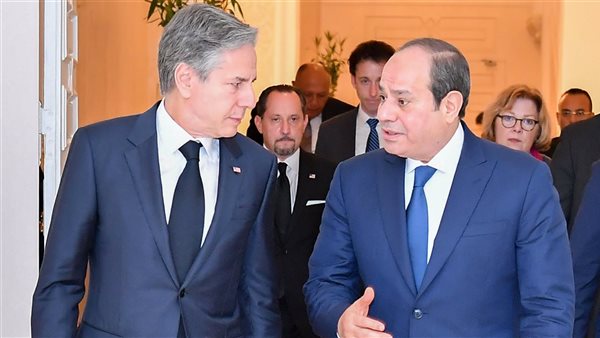 الرئيس السيسي مع