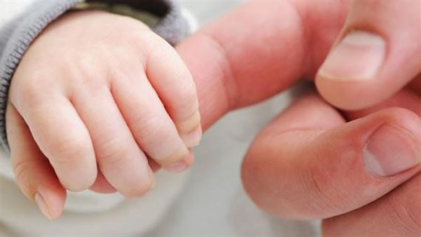 العثور على طفلة