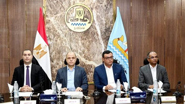 وزير الإسكان 