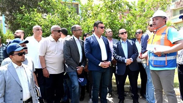 وزير الإسكان 