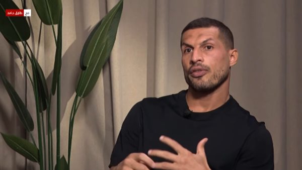 طارق حامد لاعب ضمك