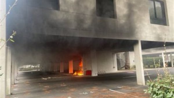 حريق في كنيس يهودي