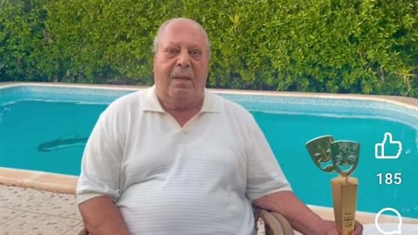 الفنان أسامة عباس