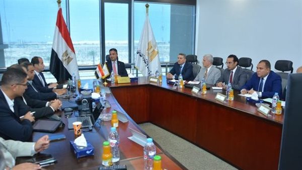 وزير التموين 