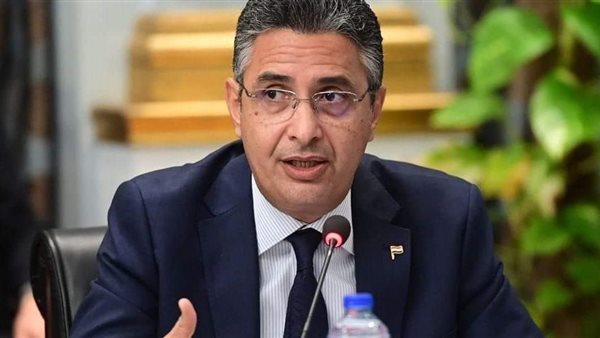 وزير التموين 