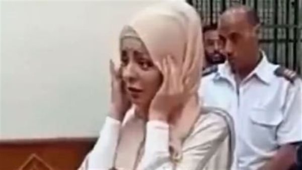 مضيفة الطيران