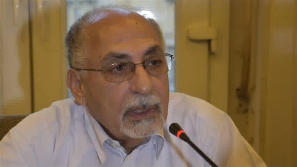 مصطفى كامل السيد