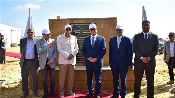 وزير الإسكان 