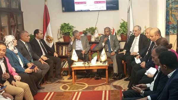 جانب من الندوة