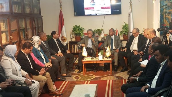 جانب من الندوة