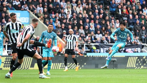 توتنهام أمام نيوكاسل