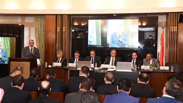 نقيب المحامين بتشريعية