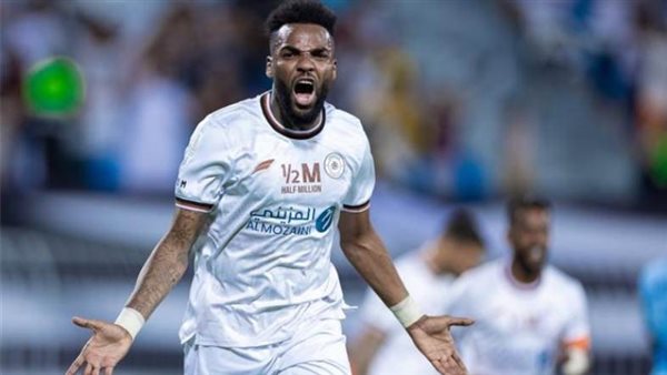 آرون بوبينذا