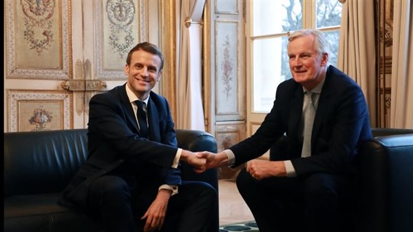 ماكرون - ميشيل بارنييه