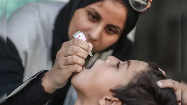 التطعيم ضد شلل الاطفال