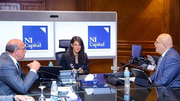 وزيرة التخطيط 