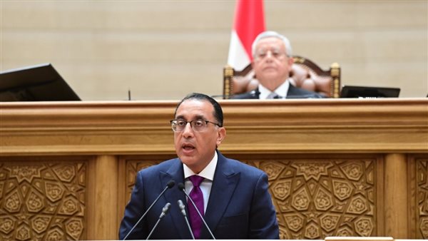 رئيس الوزراء أمام