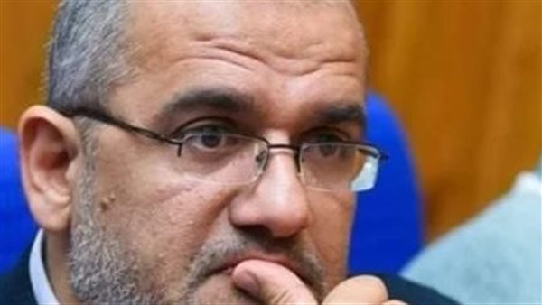 الطبيب المتوفى داخل