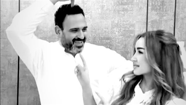 هنا الزاهد - أكرم